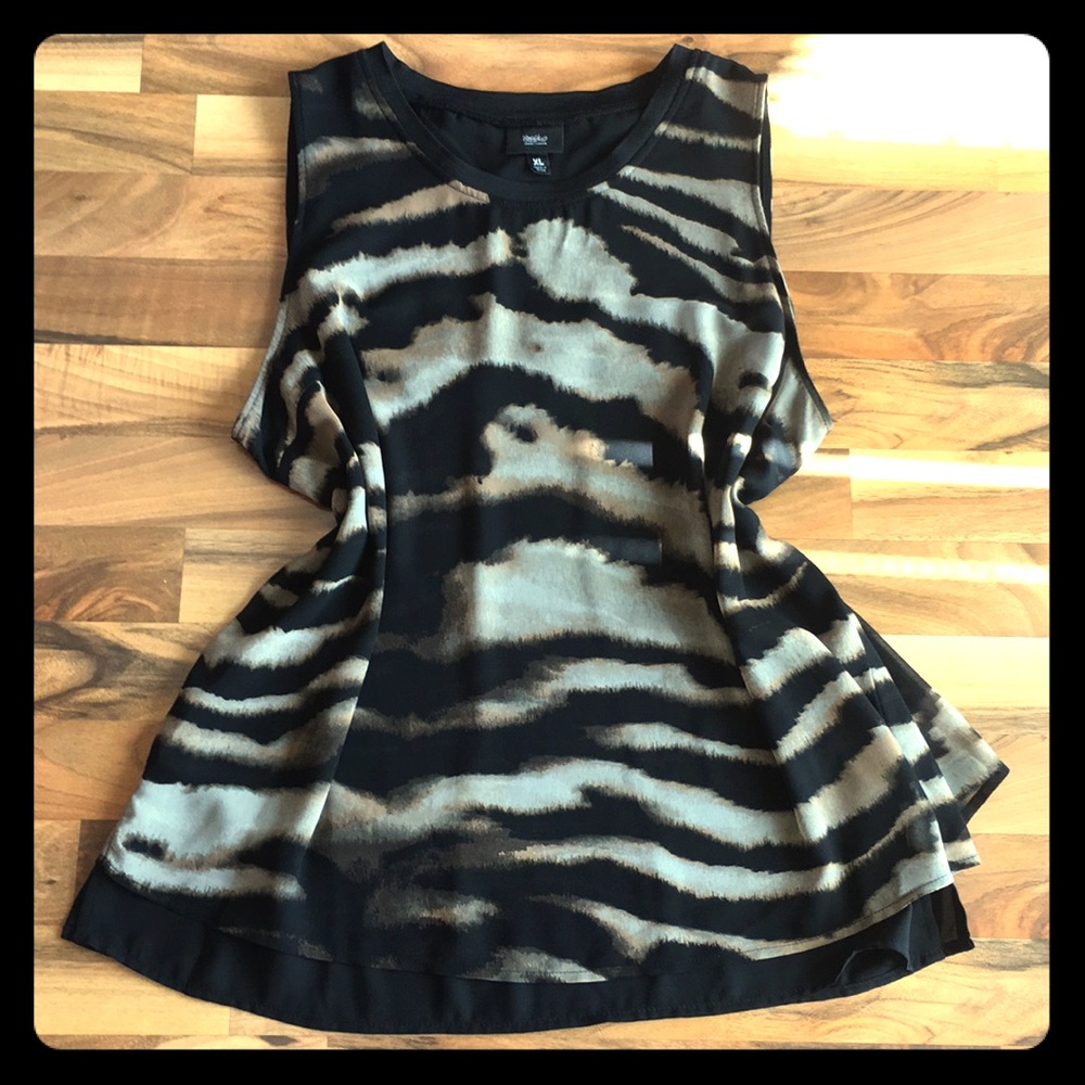 🚫Donated🚫Animal Print Inspired Sleeveless Blouse